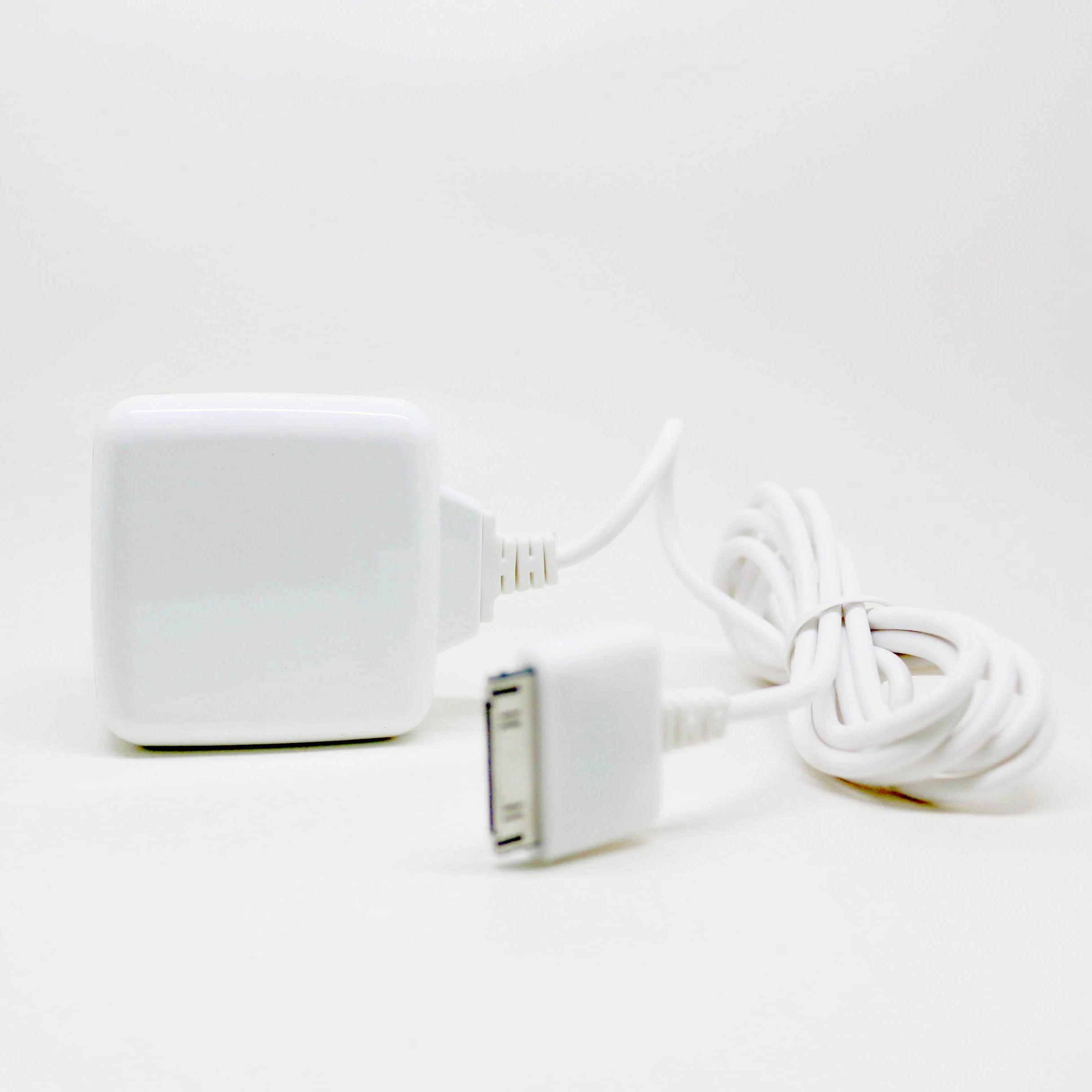 IPHONE 4 TRAVEL CHARGER