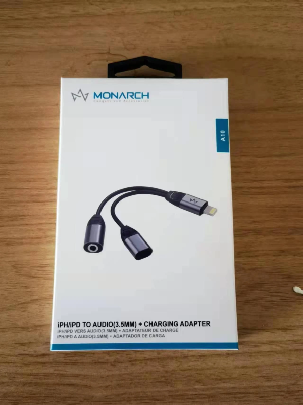 Monarch iphone a10 audio converter plus charging splitter
