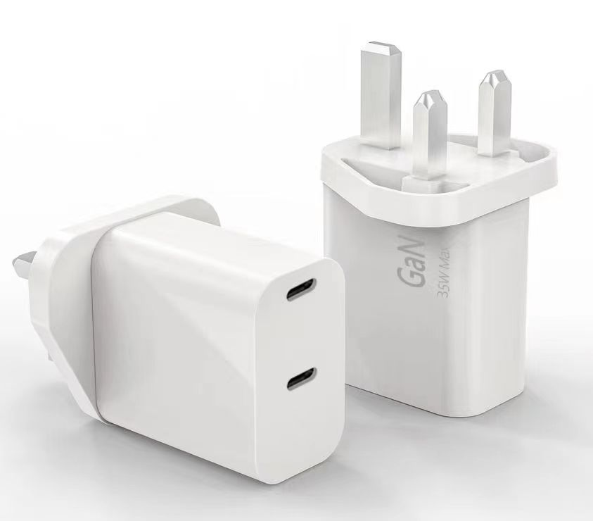 M8 PD 35 WATT DUAL USB C HOME CHARGER