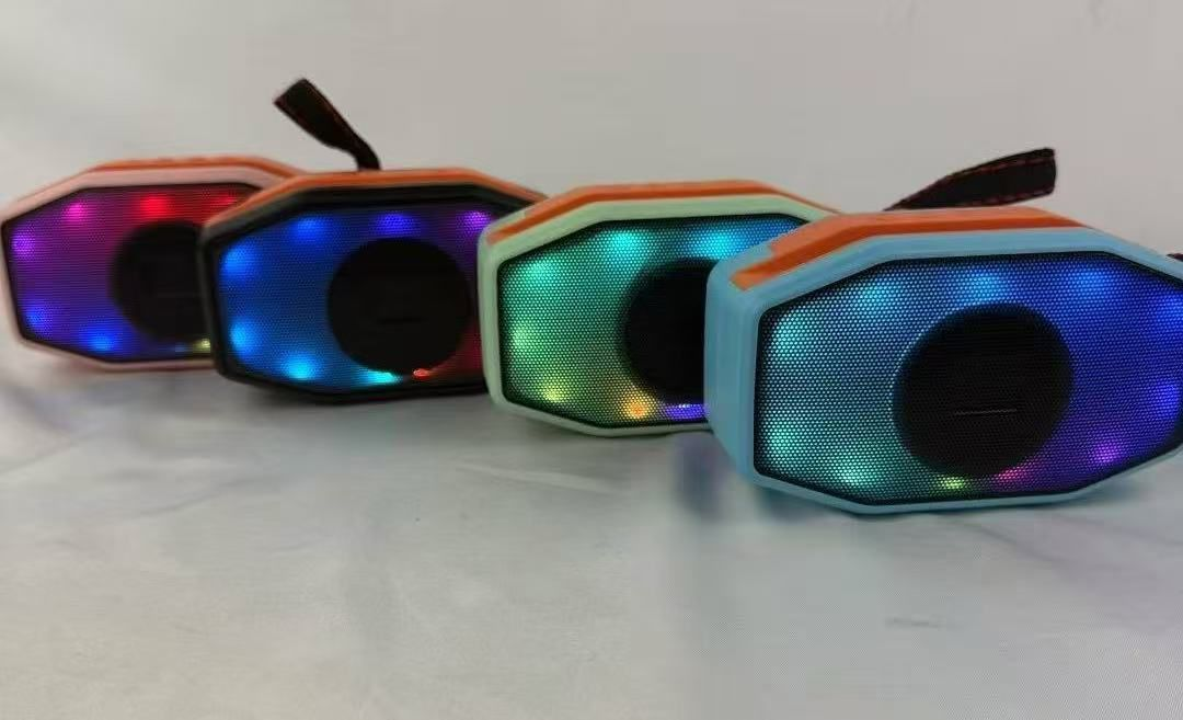 BLUETOOTH SPEAKER T17